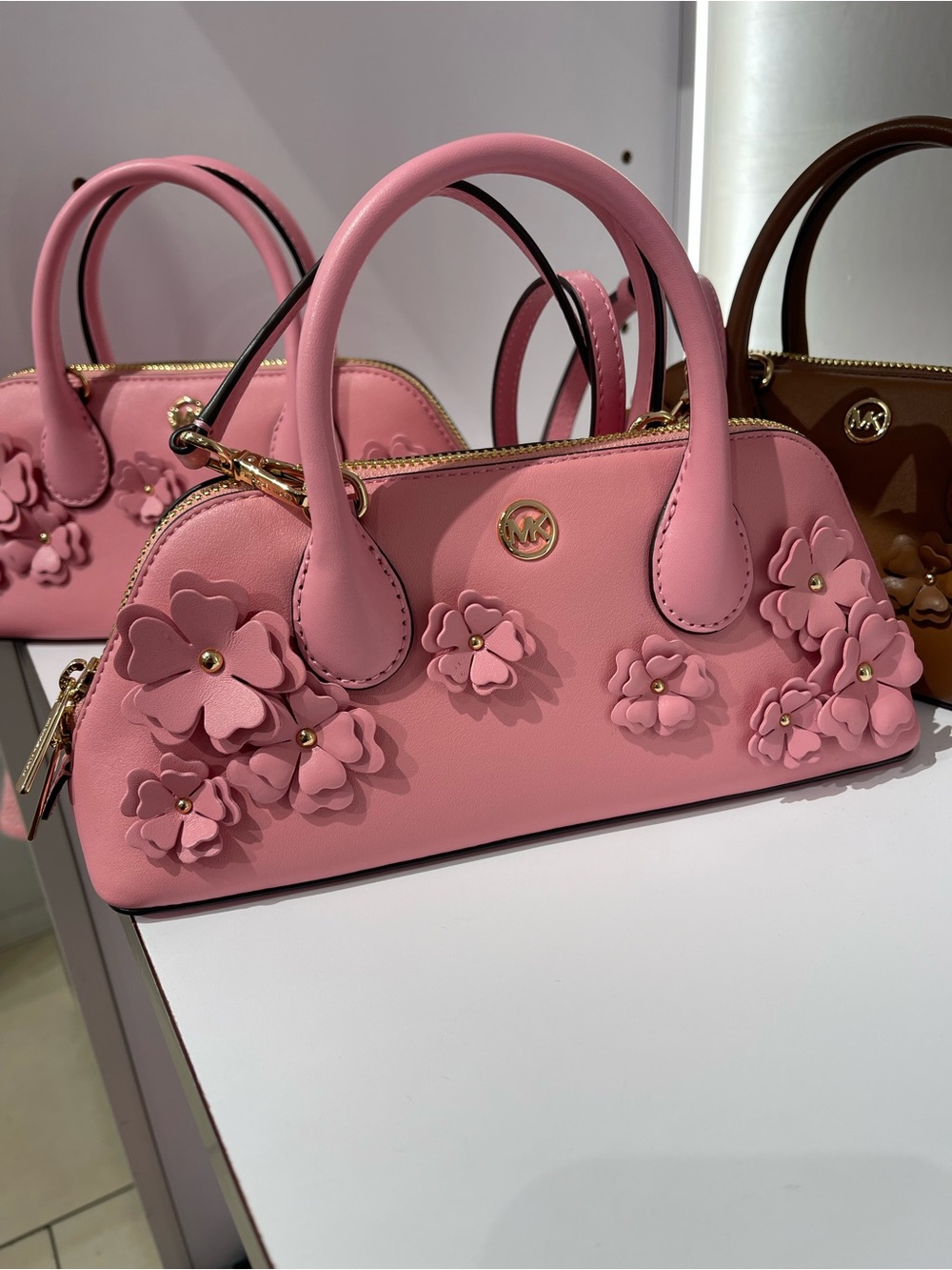 MICHAEL KORS Petra Small Floral Embellished Crossbody Bag
Carnation
NWT - Picture 3 of 16